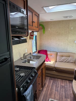 Dave's Aspen Trail 2710 BH Travel Trailer