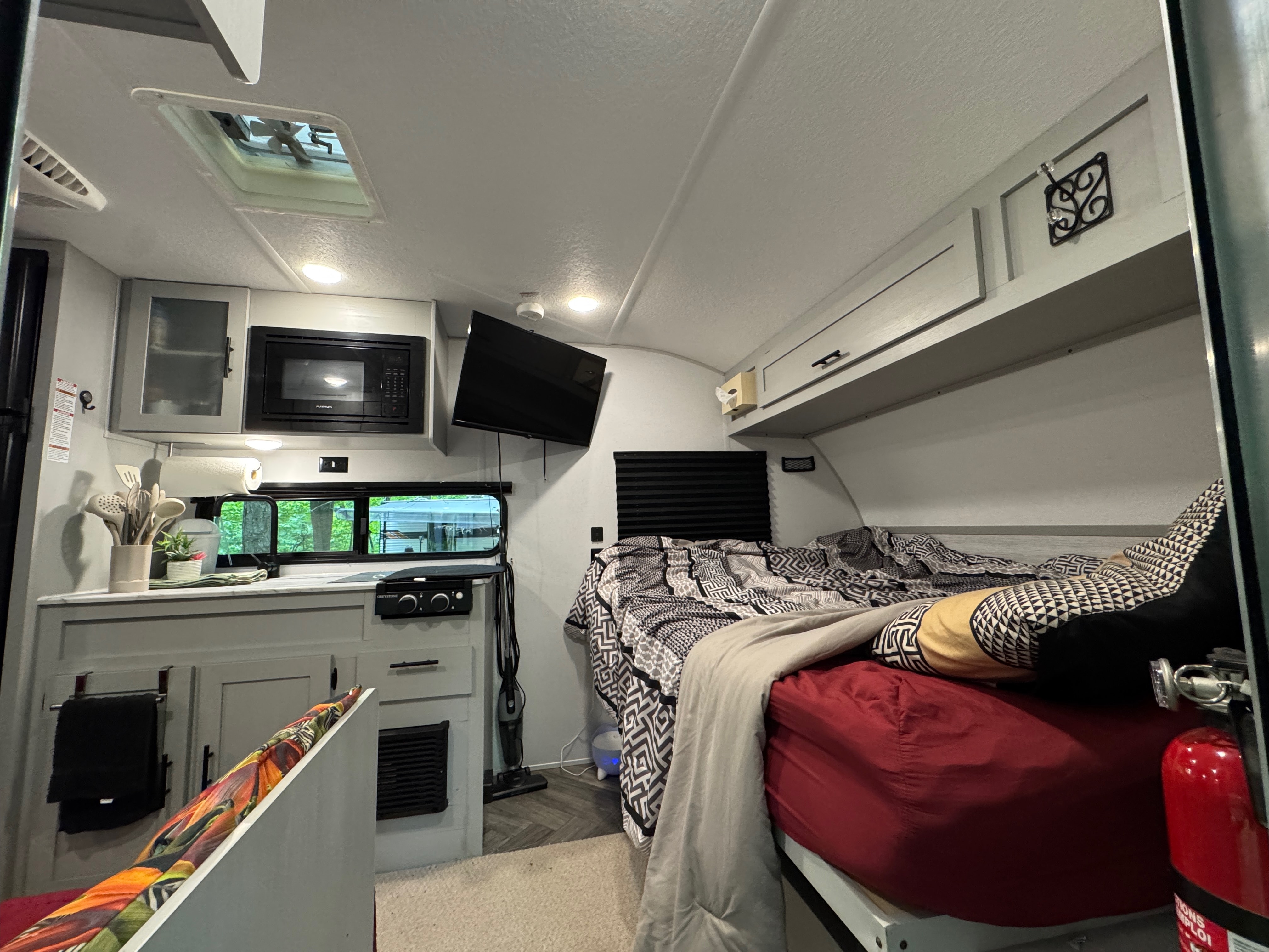 Forest River Wildwood 179DBK Travel Trailer