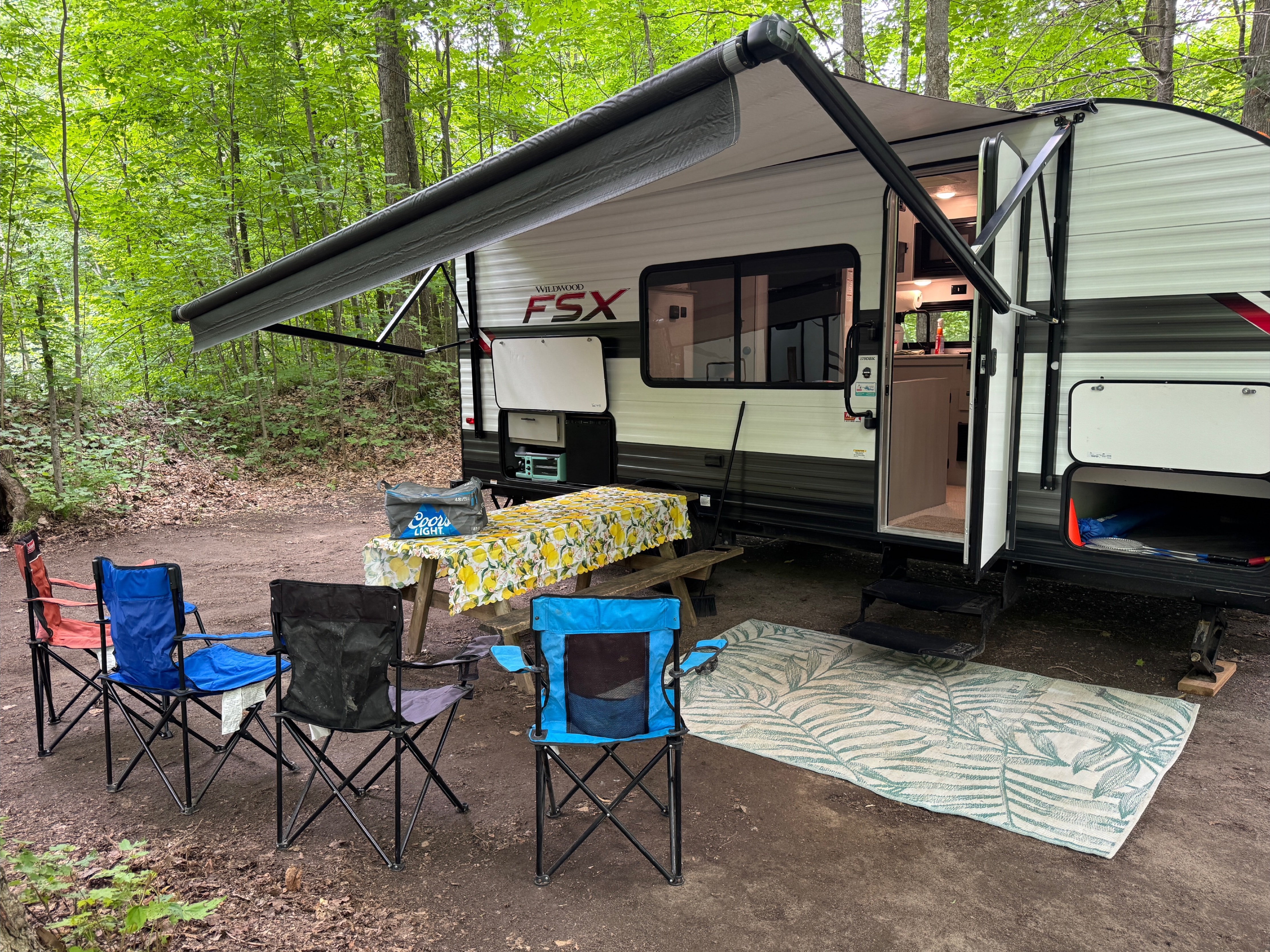 Forest River Wildwood 179DBK Travel Trailer
