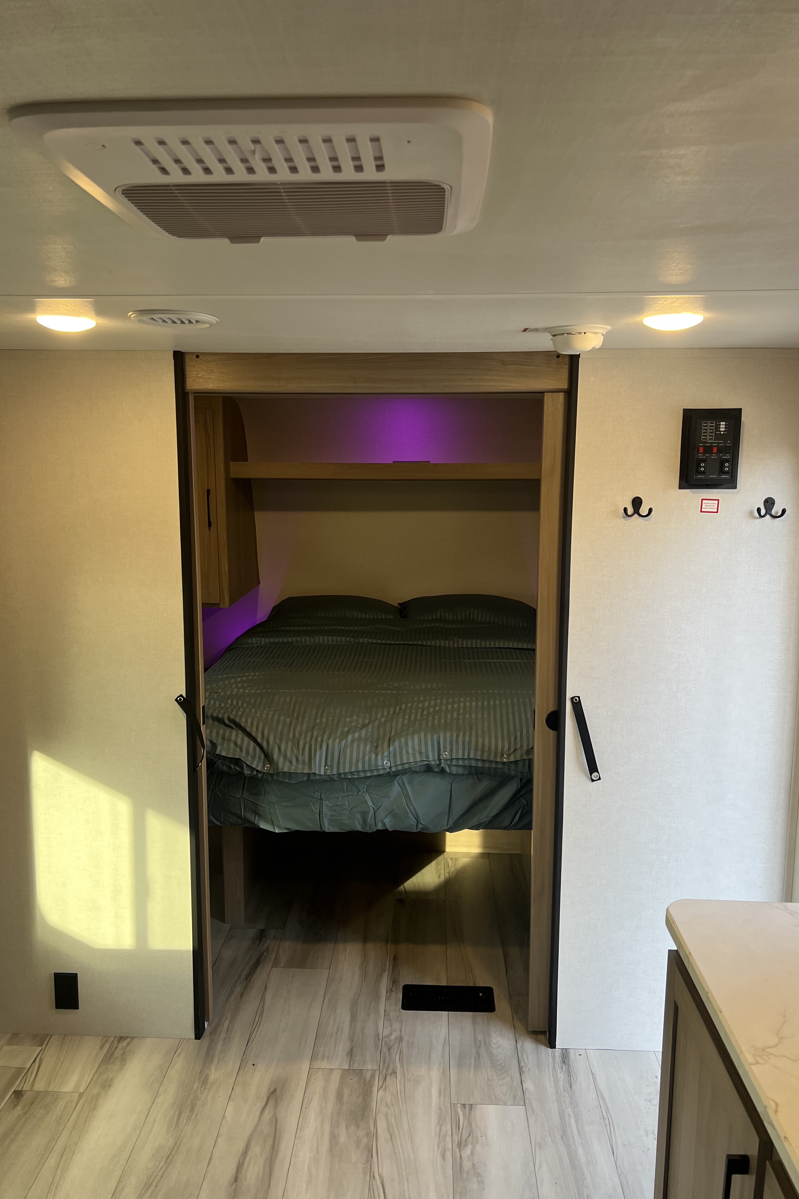 Adrenaline Keystone COLEMAN 25B Travel Trailer