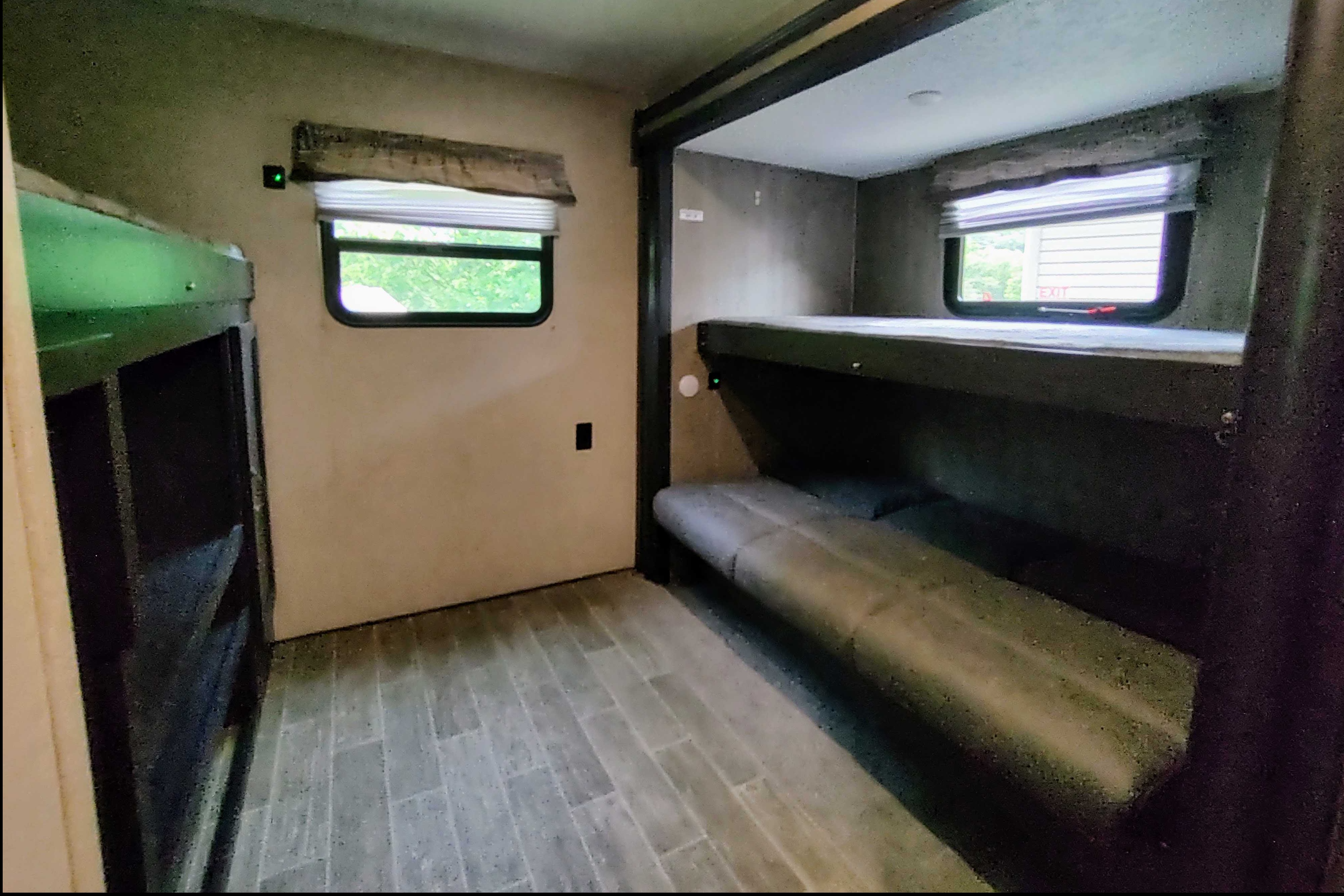 Family friendly - 2020 Palomino Puma Travel Trailer