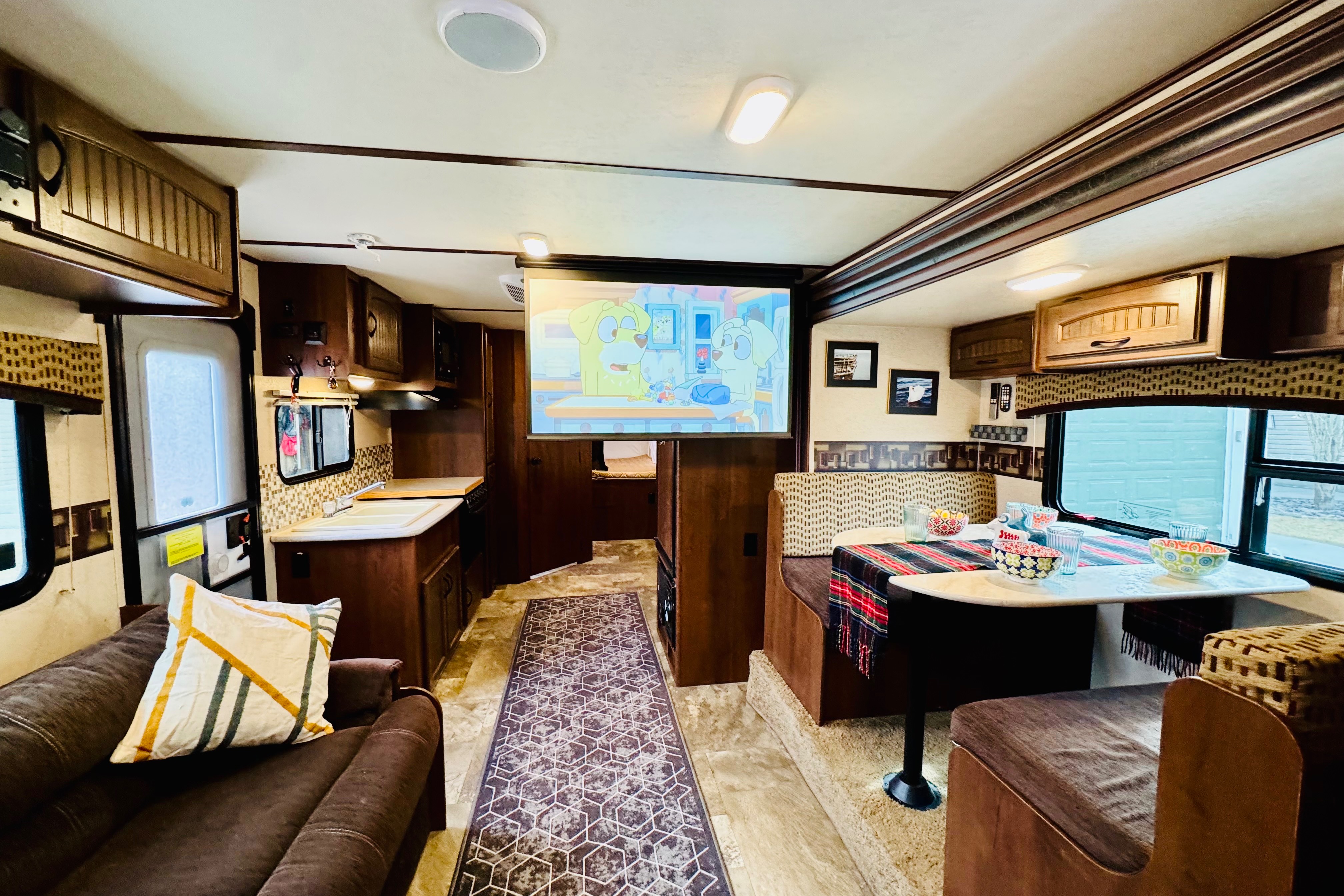Sleeps 10 | 55” Theater Projector | SUV Towable Jayco X23F Hybrid Trailer | Starlink WiFi Available | Kids and Pets Friendly