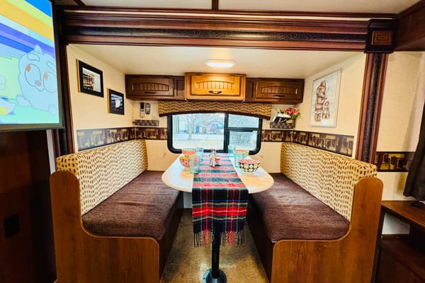 Sleeps 10 | 55” Theater Projector | SUV Towable Jayco X23F Hybrid Trailer | Starlink WiFi Available | Kids and Pets Friendly