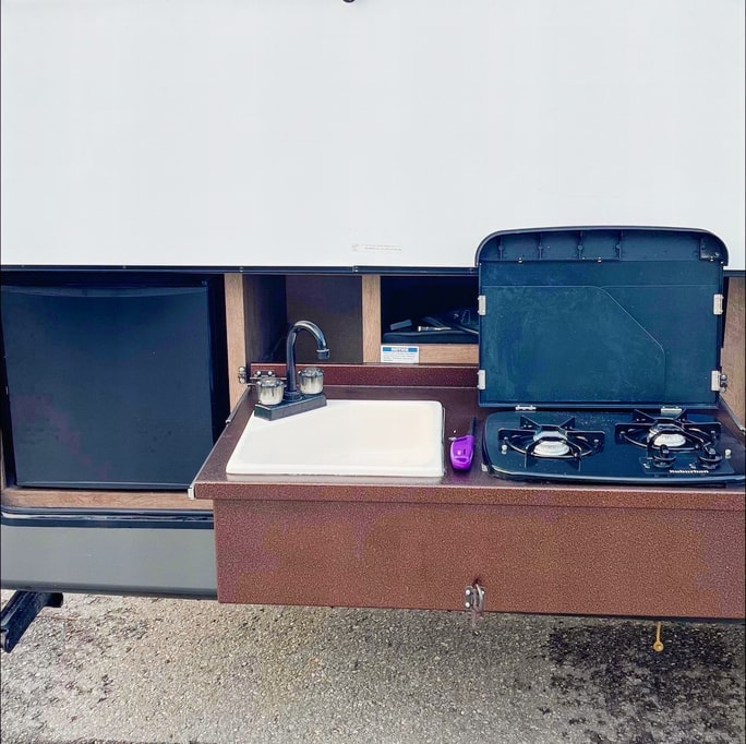 Our Happy Place - Shadow Cruiser 279 DBS Travel Trailer