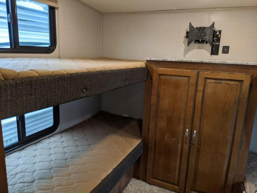 Coachmen Chaparral lite Fifth Wheel