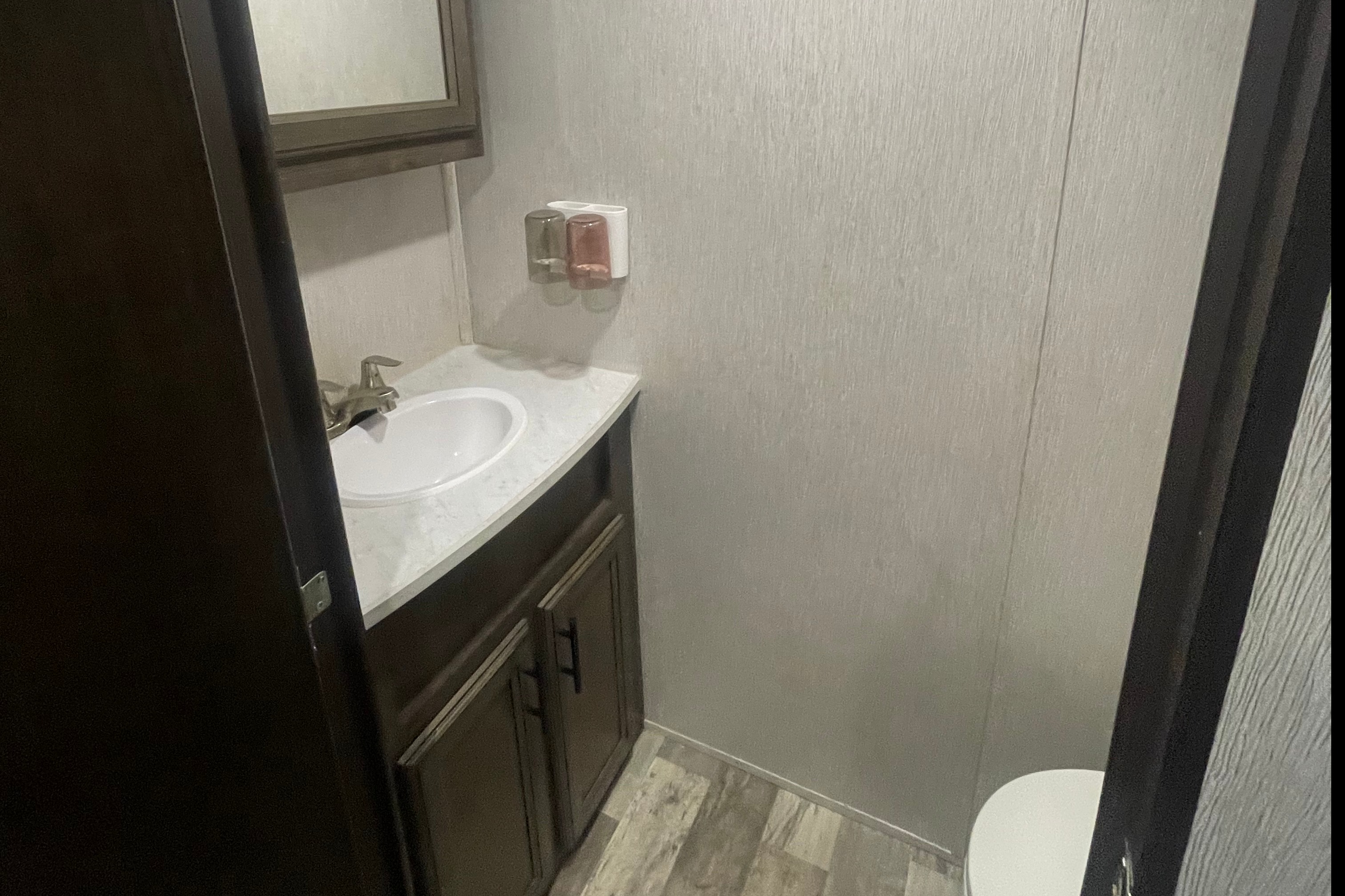 5th Wheel Camper perfect for the entire family