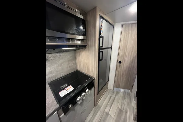 Winnebago Minnie Winnie