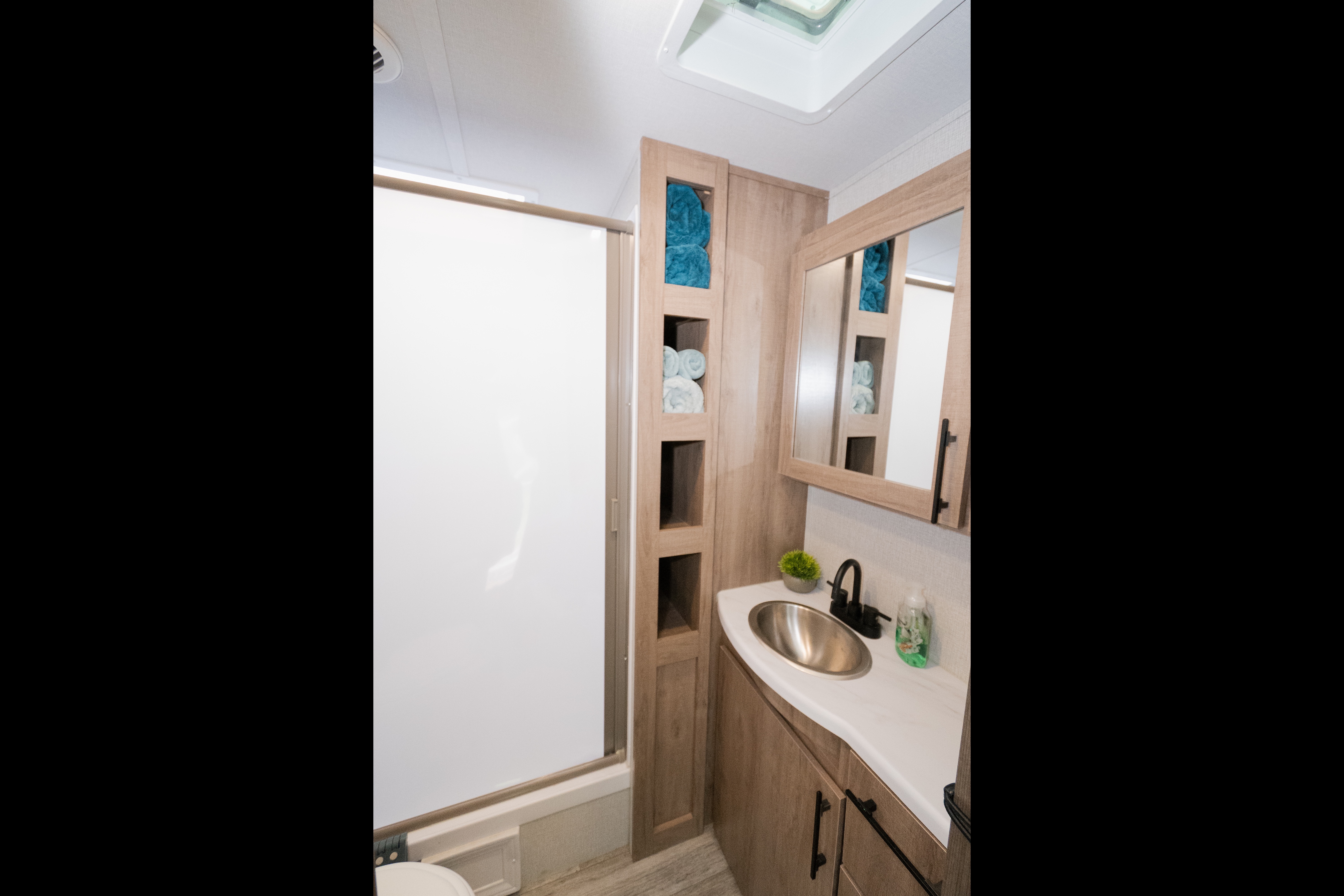 Grand Design 2970RL Travel Trailer (Aka: Florinda)