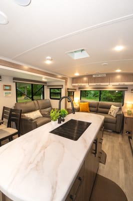 Grand Design 2970RL Travel Trailer (Aka: Florinda)