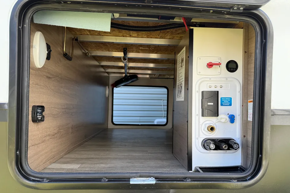 Grand Design 2970RL Travel Trailer (Aka: Florinda)
