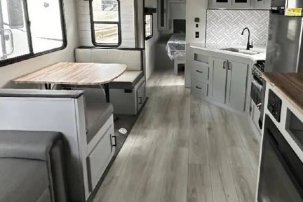 Heartland North Trail Travel Trailer 29BHP