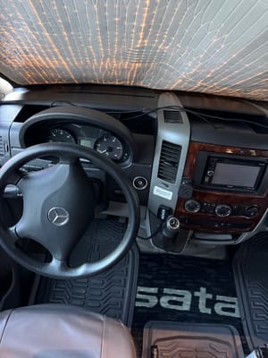 Travel in Class Mercedes-Benz Isata3 Class C