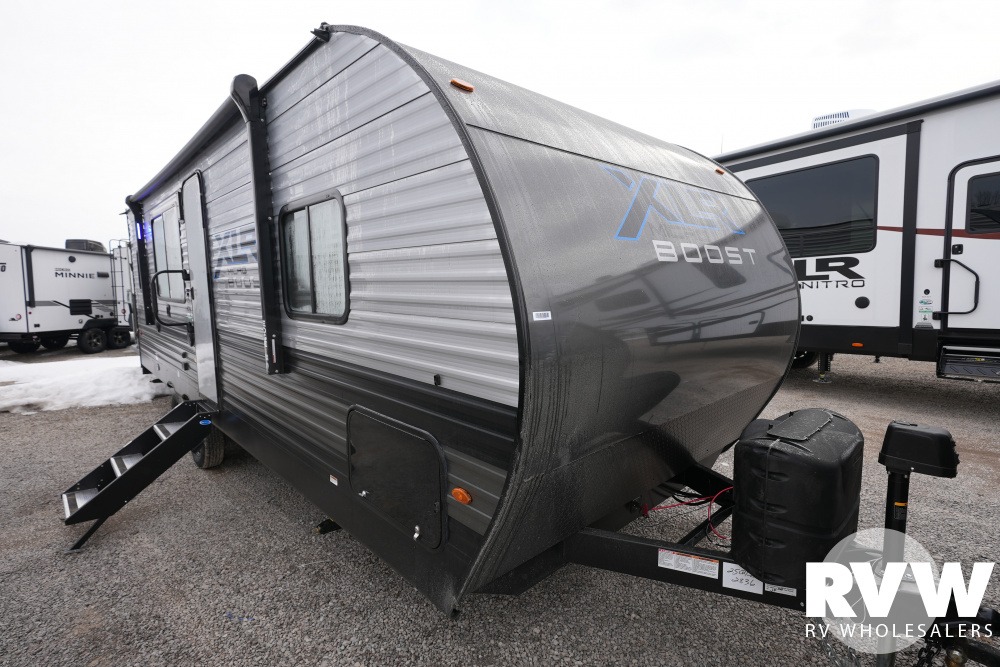 Adventure-Ready Toy Hauler
