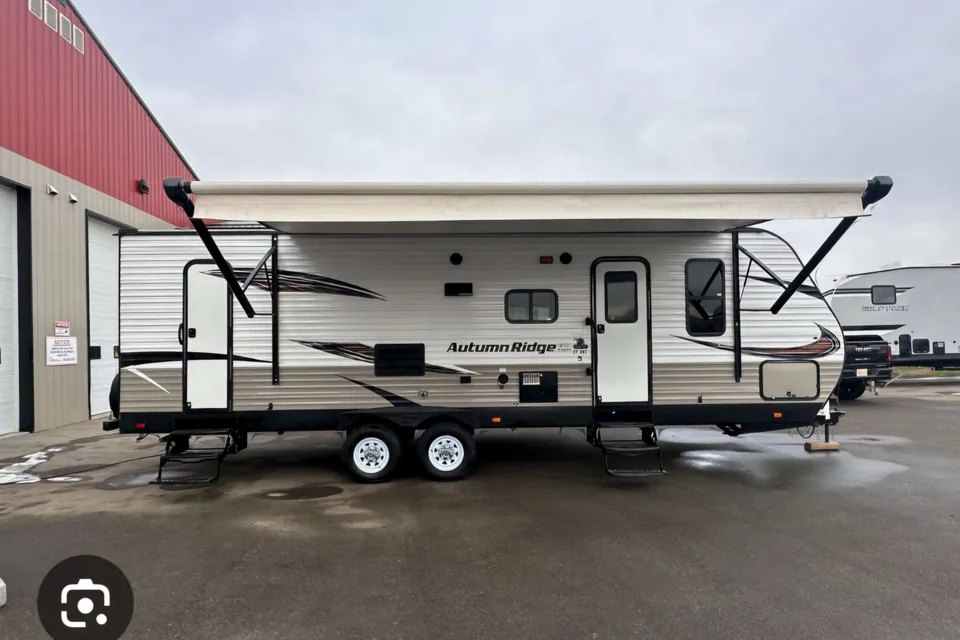 shelley's Starcraft Autumn ridge Travel Trailer