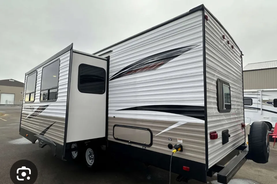 shelley's Starcraft Autumn ridge Travel Trailer