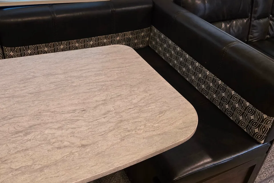 shelley's Starcraft Autumn ridge Travel Trailer