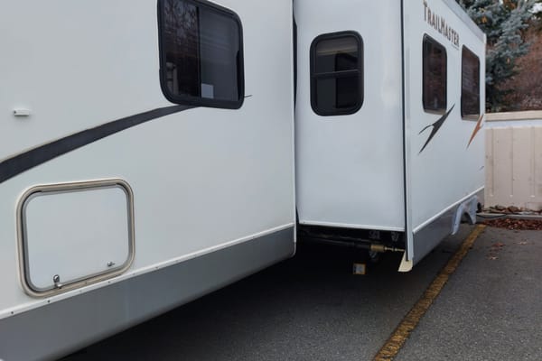 Victor 's Gulfstream Trailmaster Travel Trailer