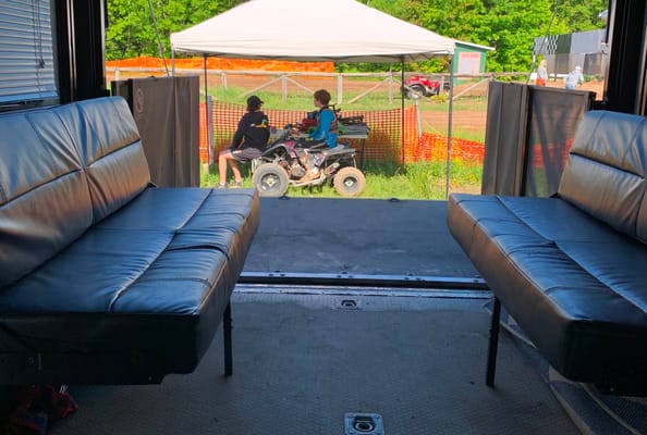 Hickey’s Forest River XLR Hyperlite Toy Hauler