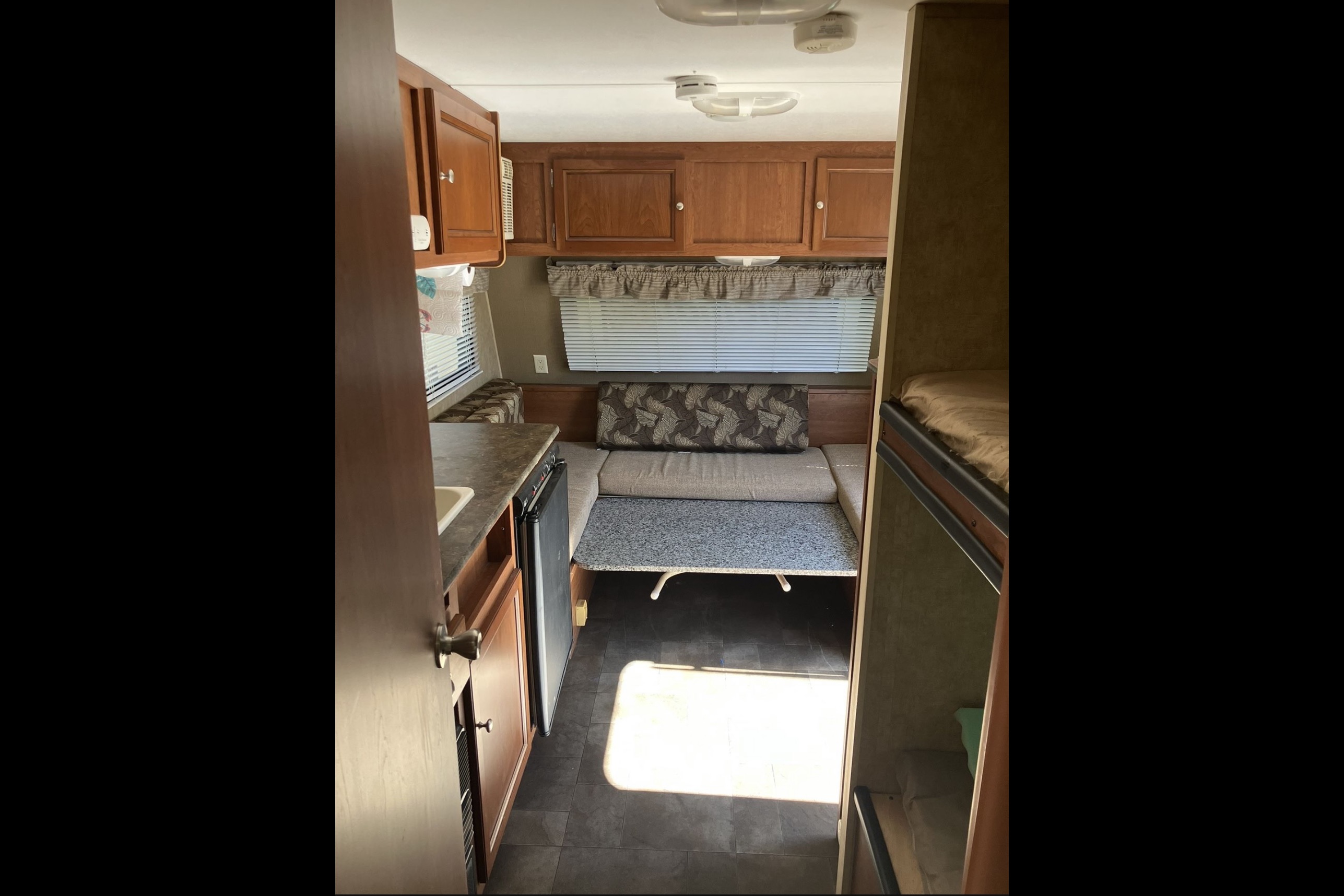 Joseph's Coleman Cts15bh Travel Trailer