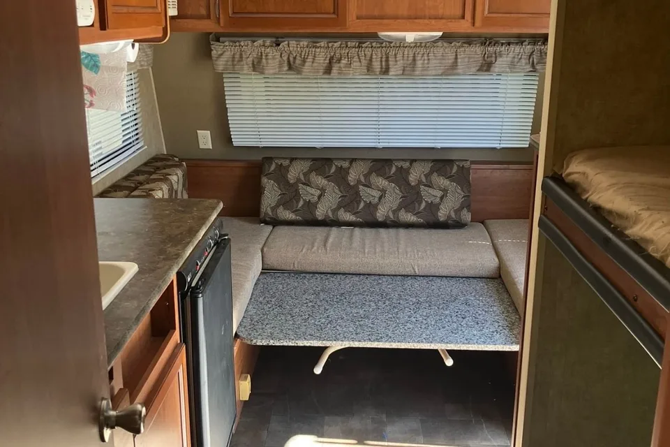 Joseph's Coleman Cts15bh Travel Trailer