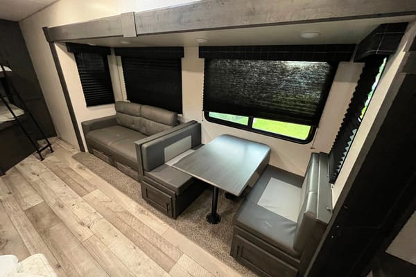 Felix's KZ Sportsmen 292bhk Fifth Wheel