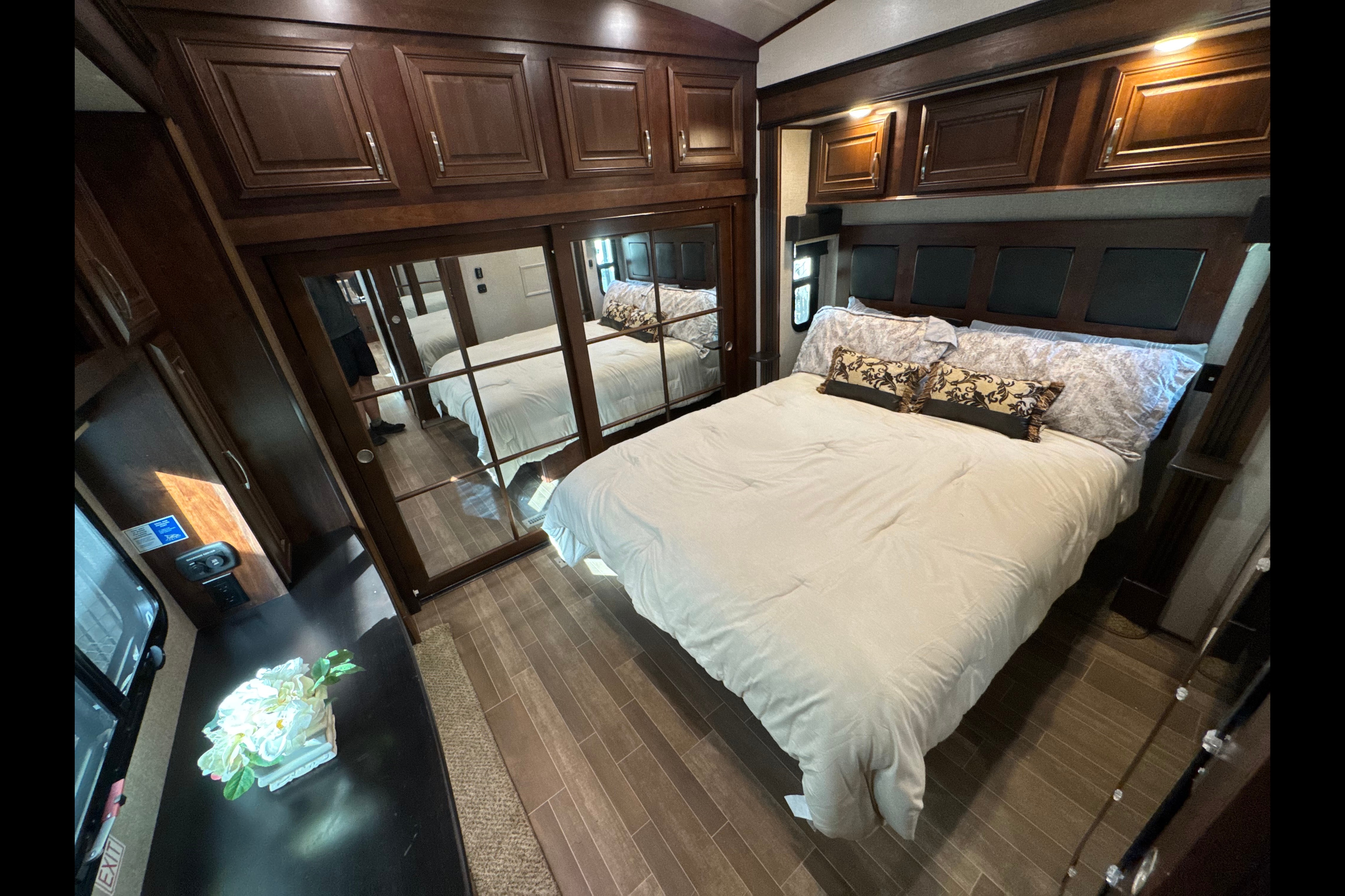 Westland 2019 Jayco Pinnacle Fifth Wheel