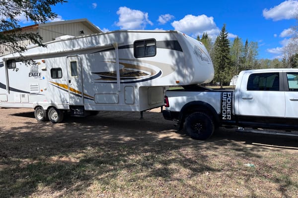 Wes's Jayco 30.5 BHS Fifth Wheel