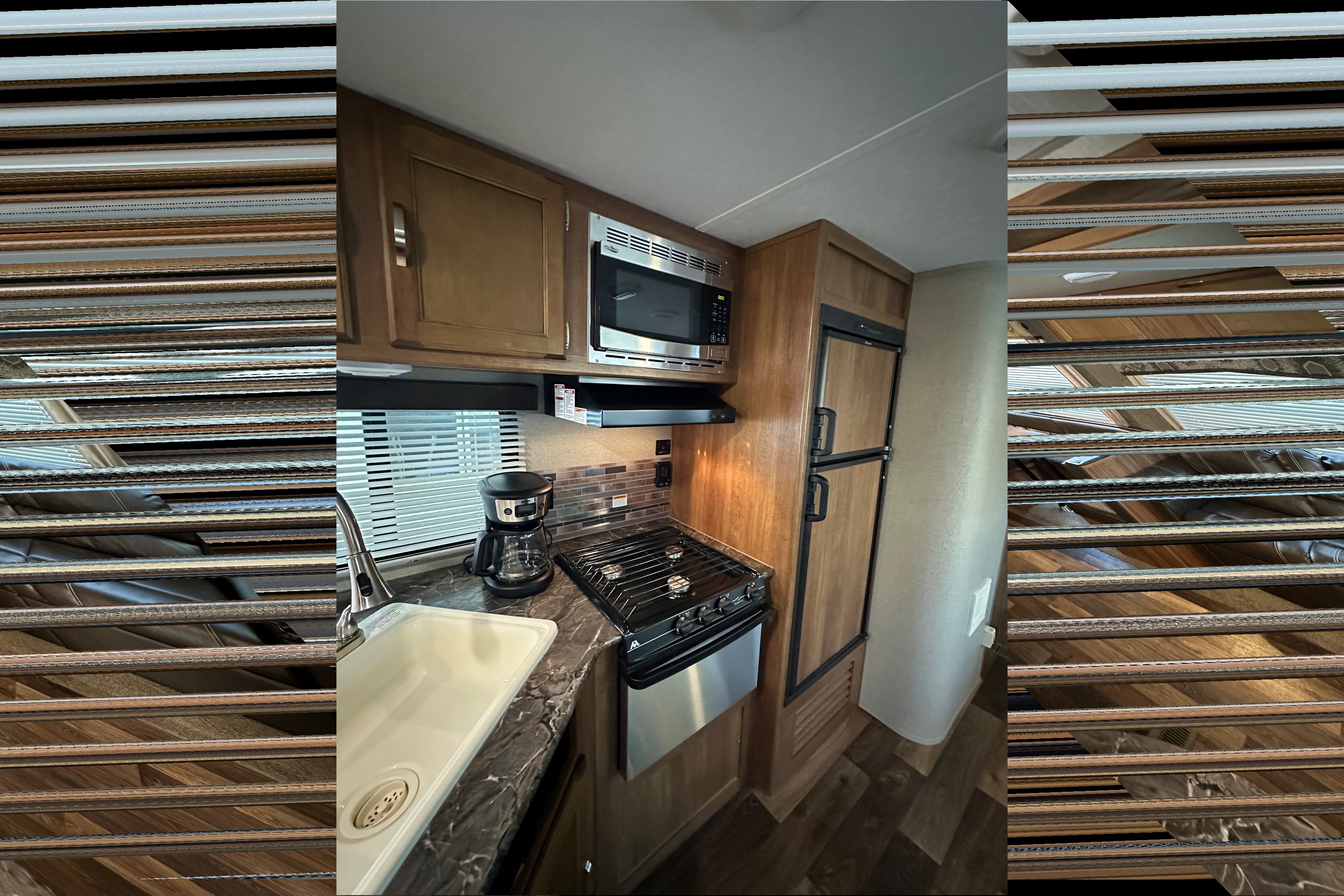 2017 Keystone Summerland 2980BH Sleeps 9!!