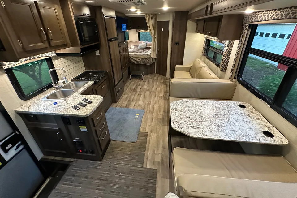 Jeff's Jayco Redhawk Class C
