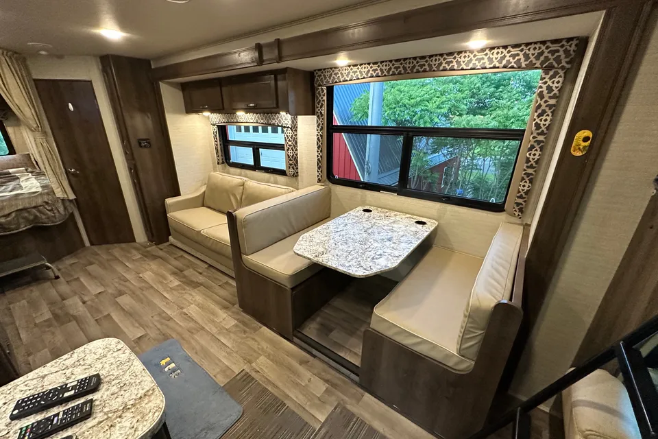 Jeff's Jayco Redhawk Class C