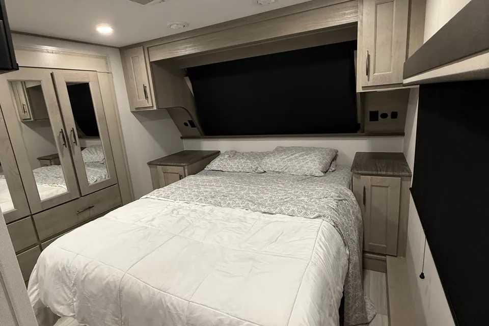 Rebecca's Grand Design 3804ds Fifth Wheel