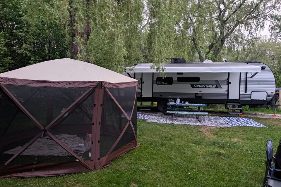 Robert's 2021 KZ Sportsmen 281bhse Travel Trailer