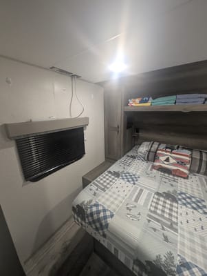 Robert's 2021 KZ Sportsmen 281bhse Travel Trailer