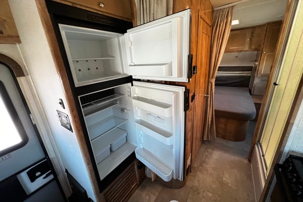 Perfect RV Getaway - 2020 Coachmen Leprechaun