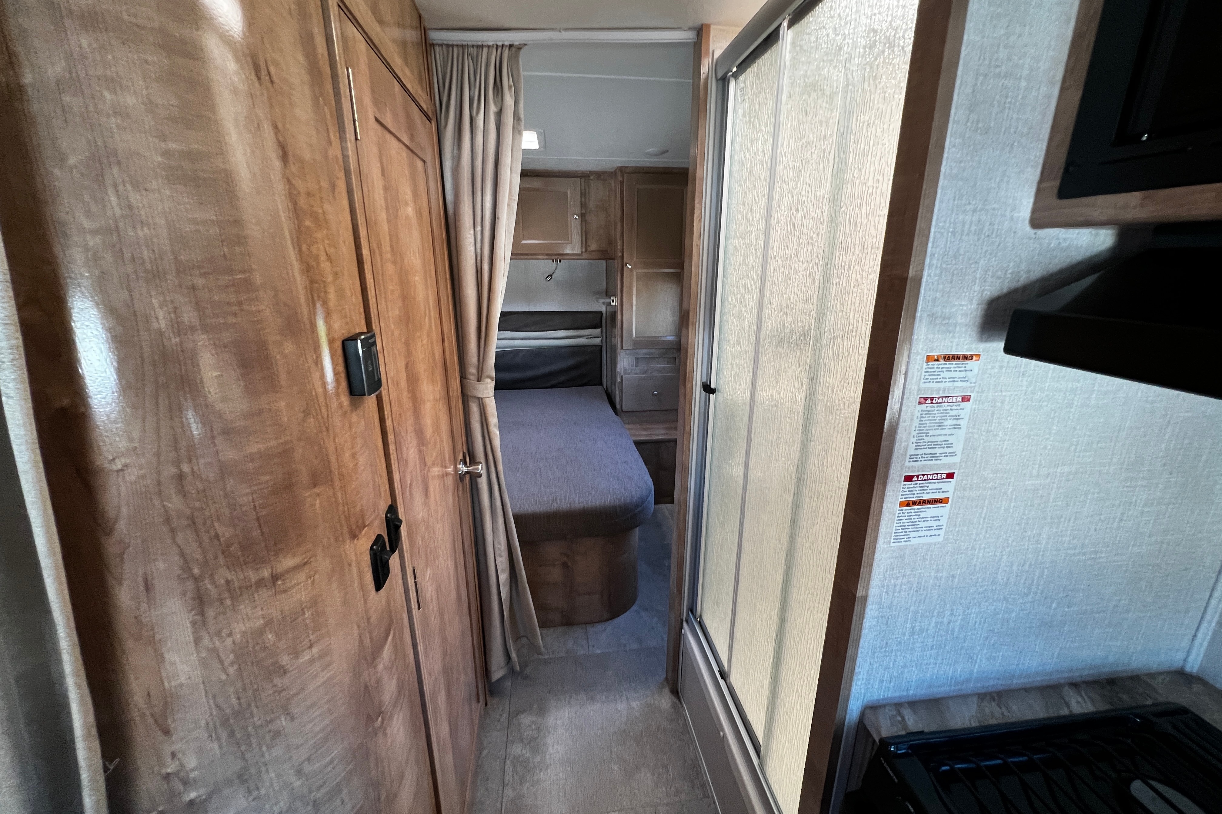 Perfect RV Getaway - 2020 Coachmen Leprechaun 