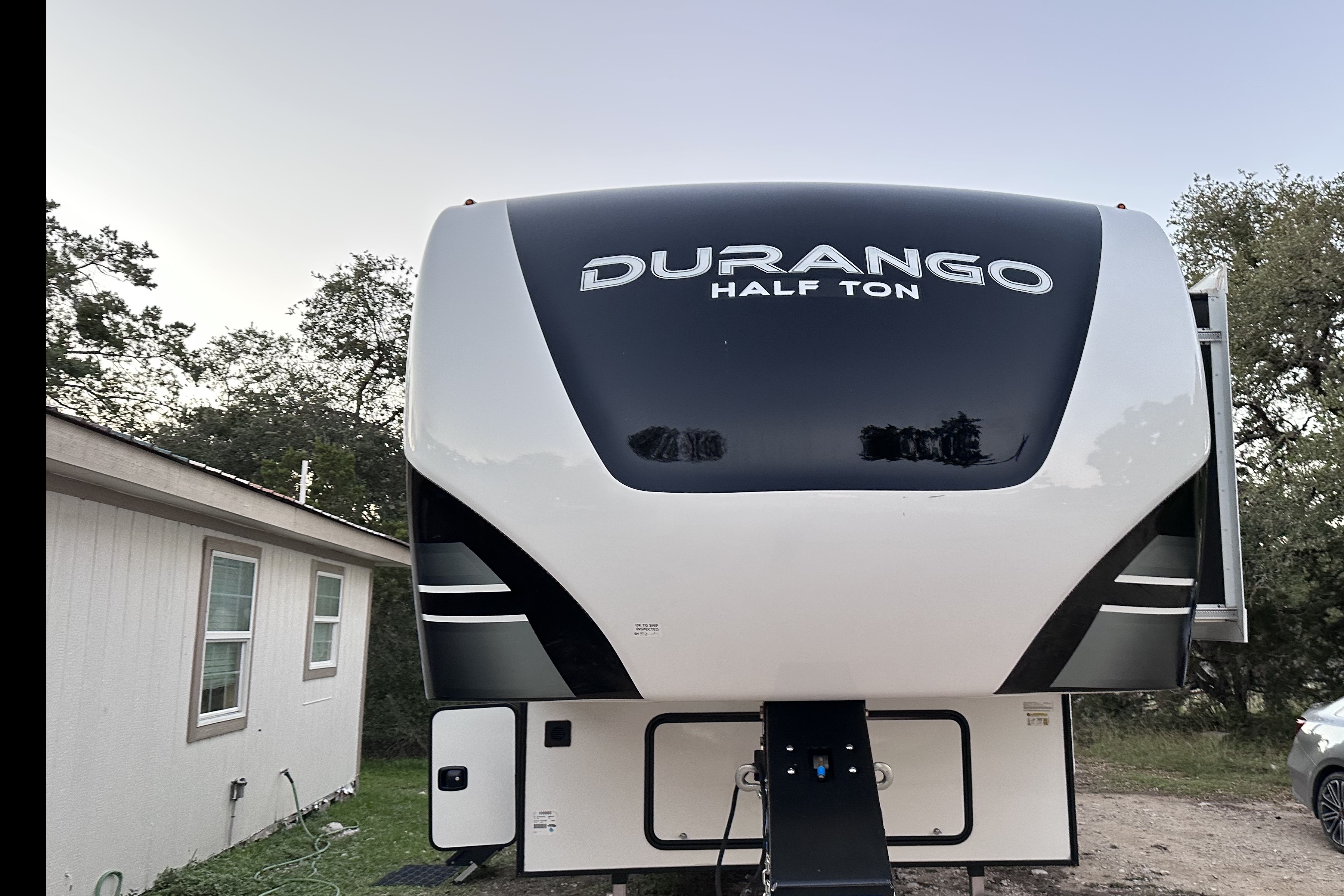 Lee’s KZ Durango half ton Fifth Wheel