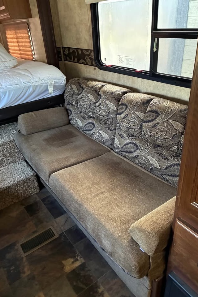 Valene's Keystone Outback 210RS Ultra-light Travel Trailer
