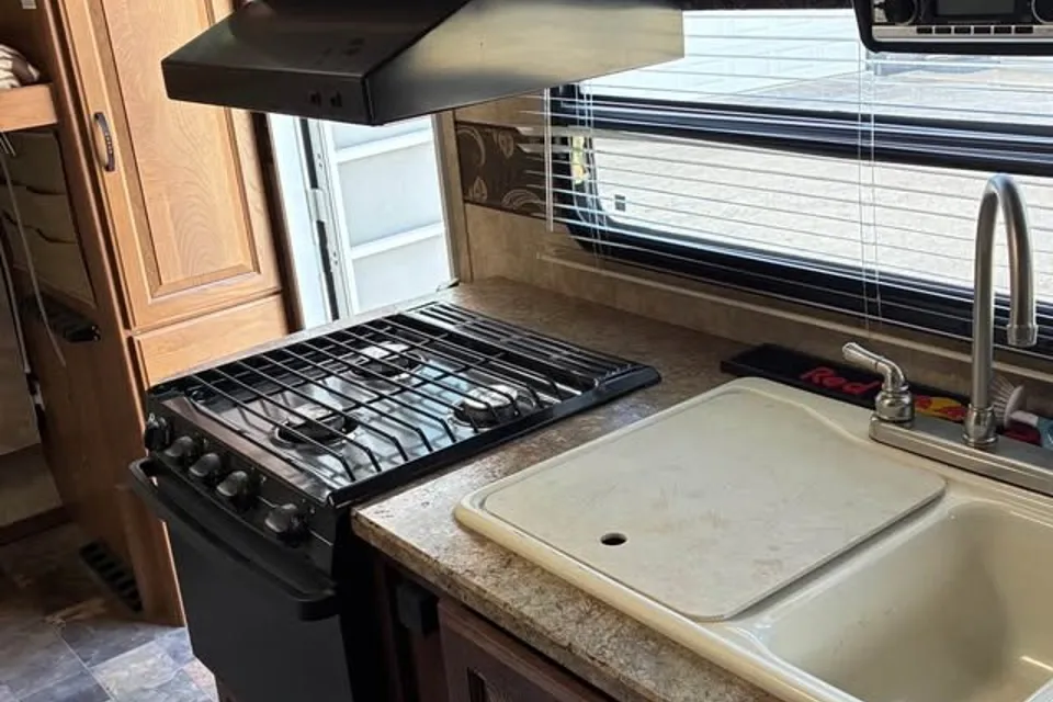 Valene's Keystone Outback 210RS Ultra-light Travel Trailer
