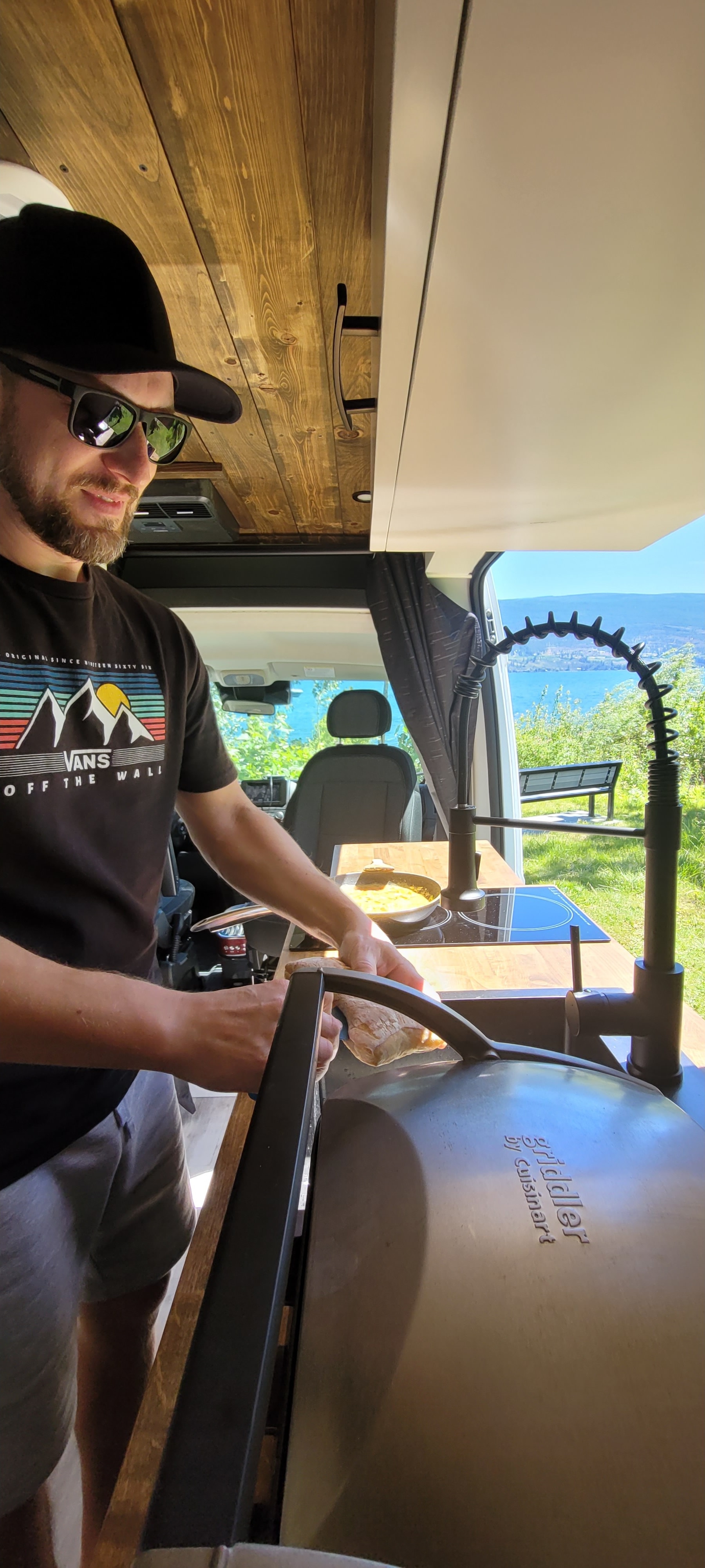 Cozy custom crafted van with Shower, Toilet, A/C , Heat, Solar and more