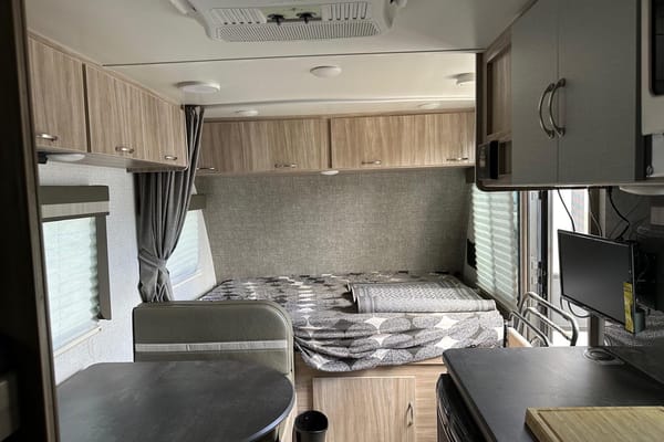 GVK's Winnebago Micro Minnie 1700bh Travel Trailer