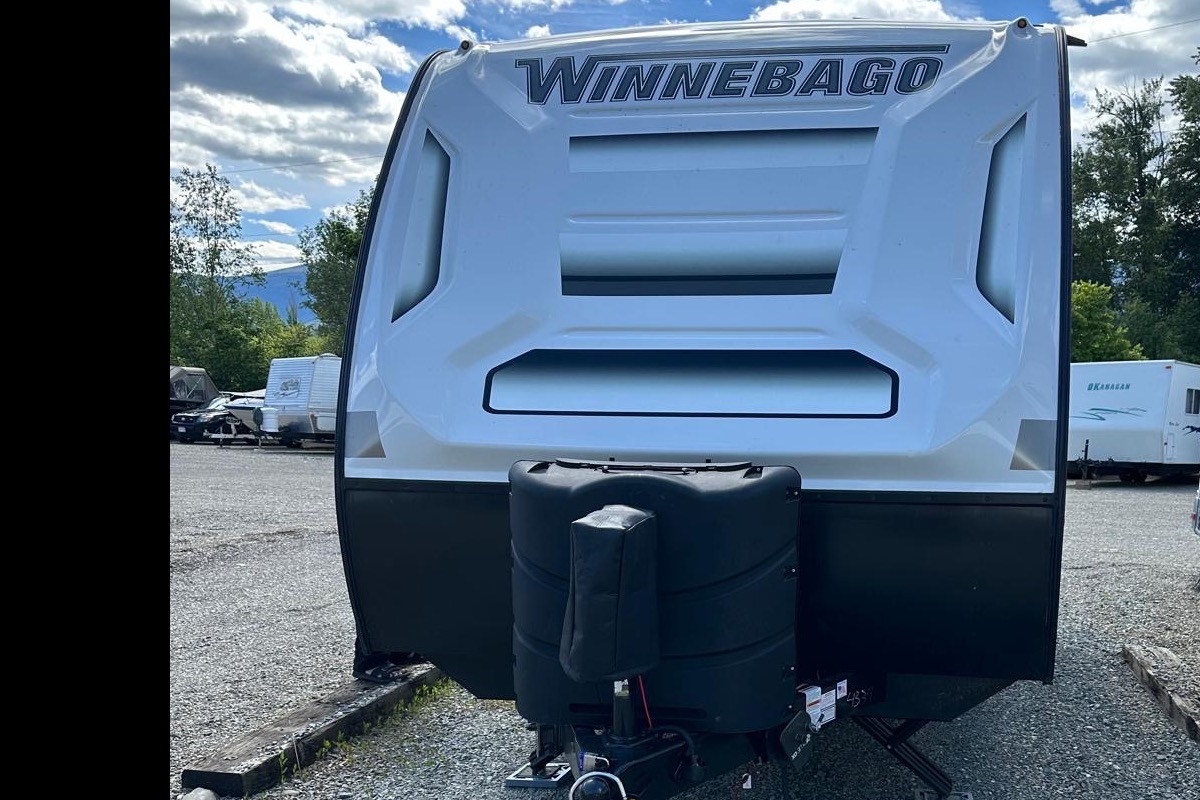 GVK's Winnebago Micro Minnie 1700bh Travel Trailer