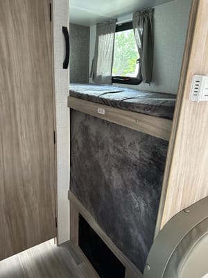 GVK's Winnebago Micro Minnie 1700bh Travel Trailer