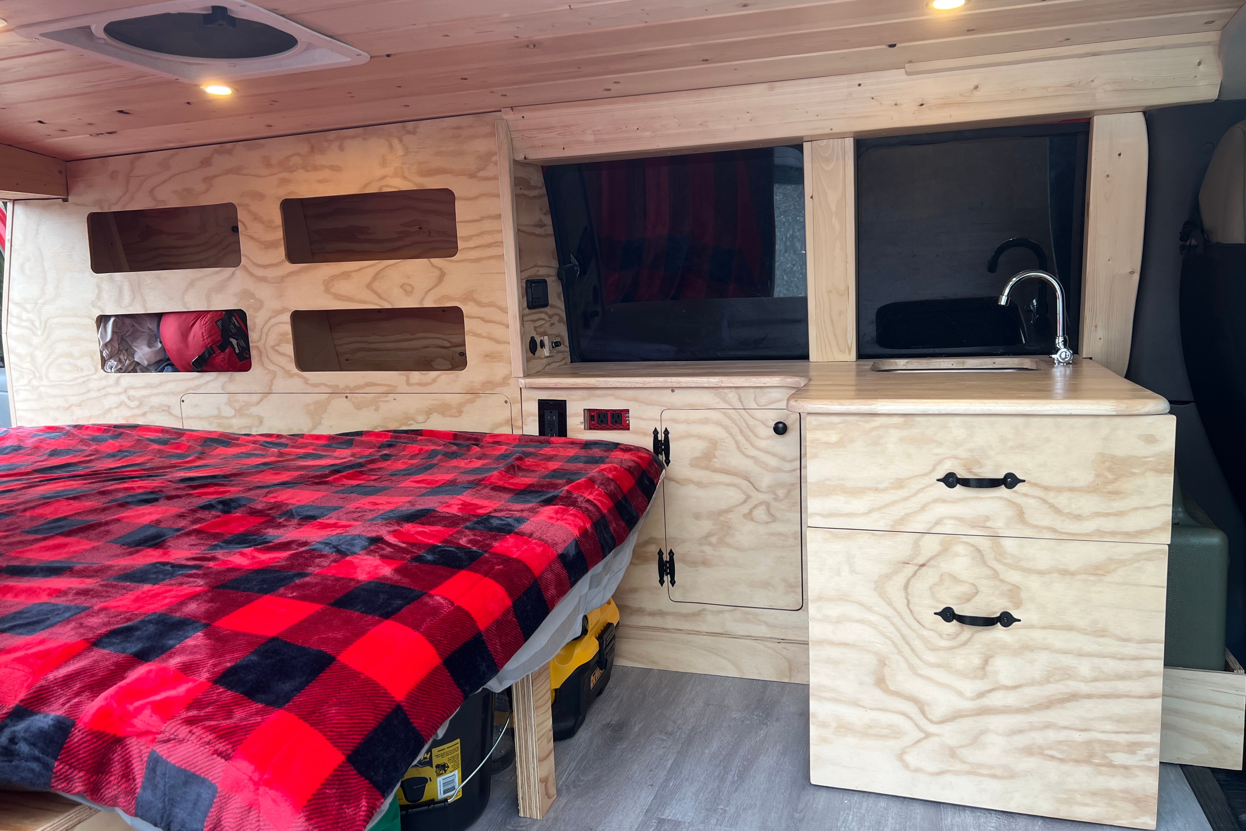 GMC Savana Campervan