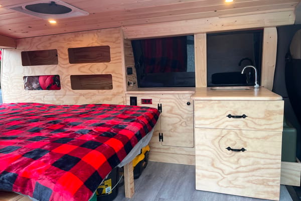 GMC Savana Campervan