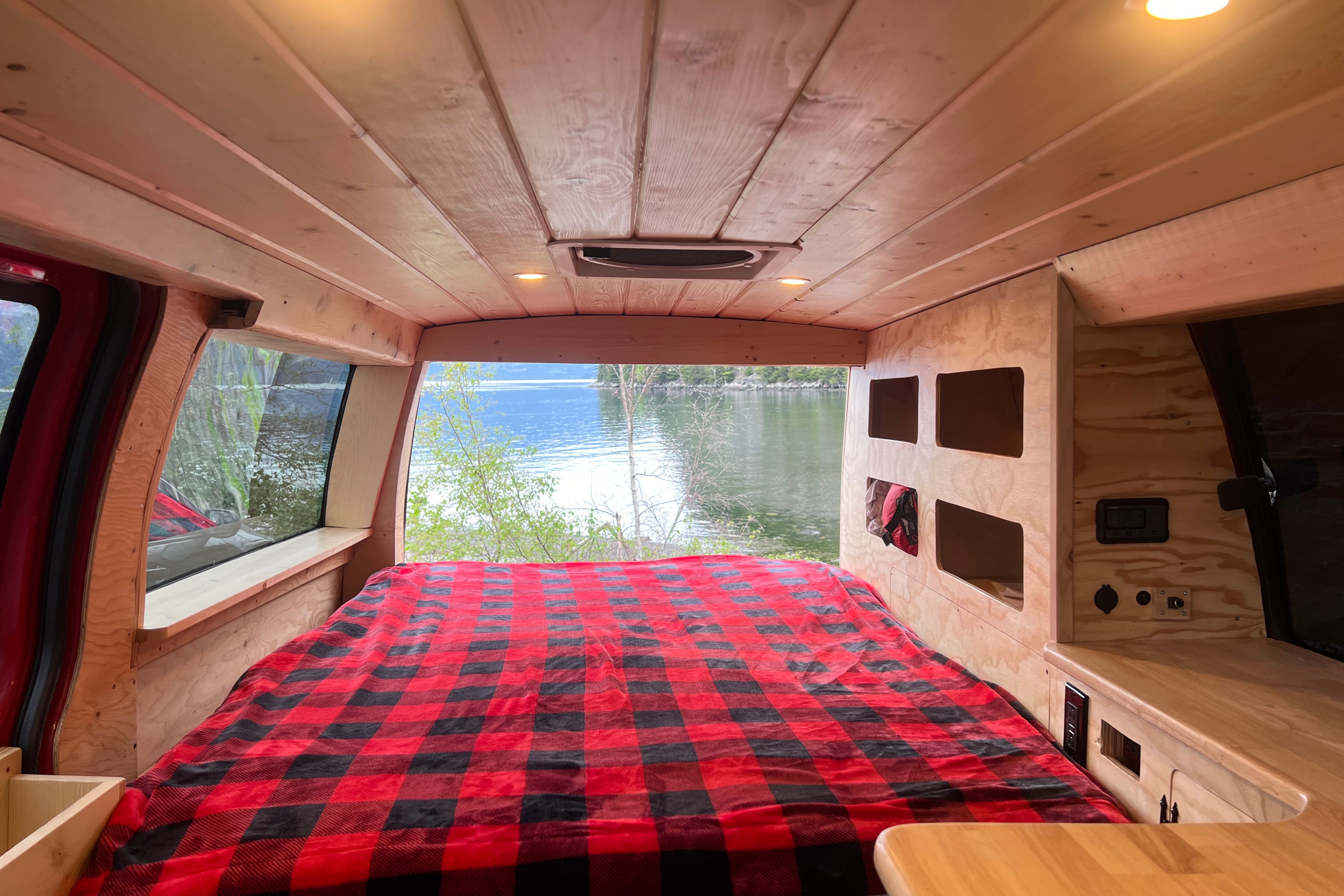 GMC Savana Campervan