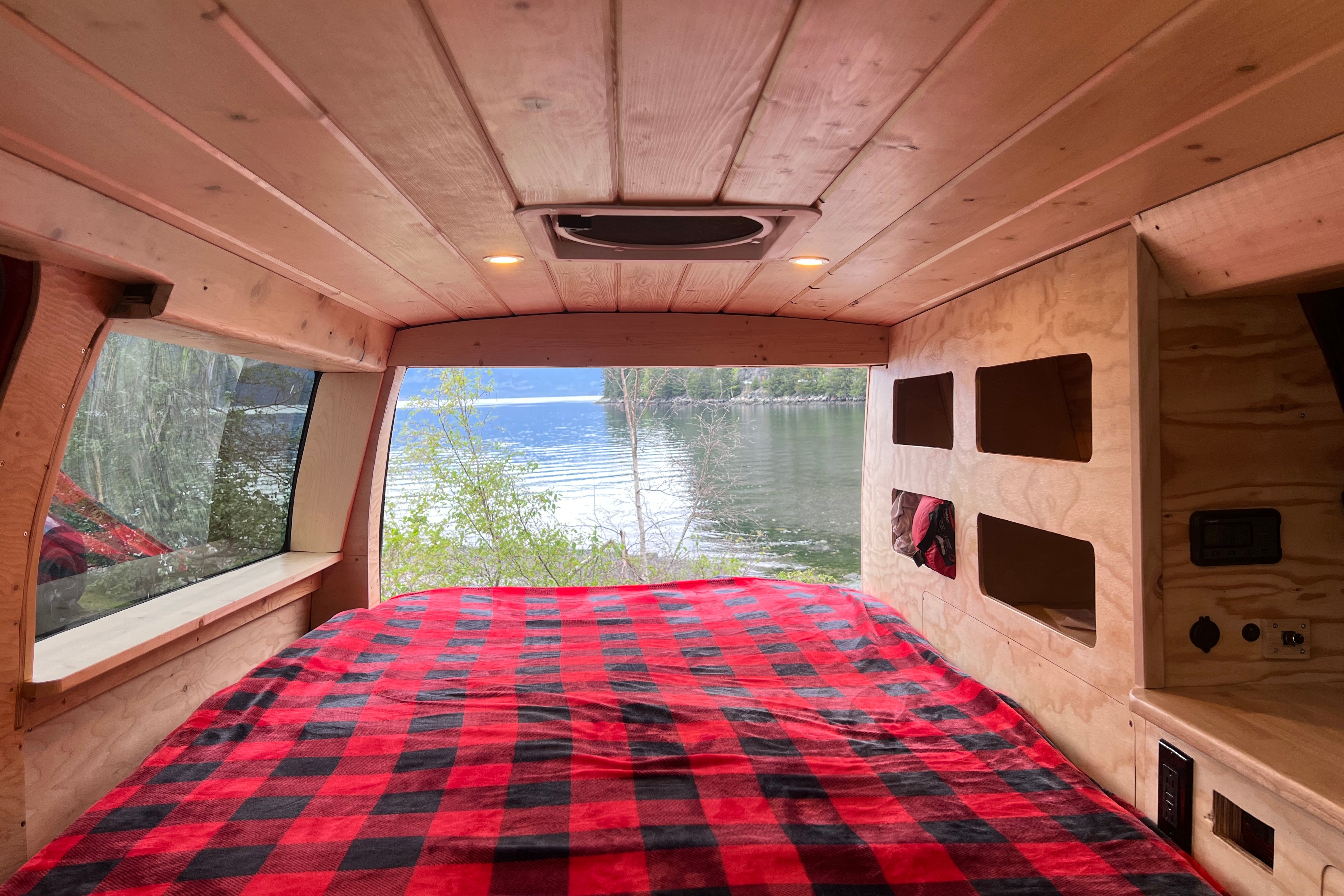 GMC Savana Campervan