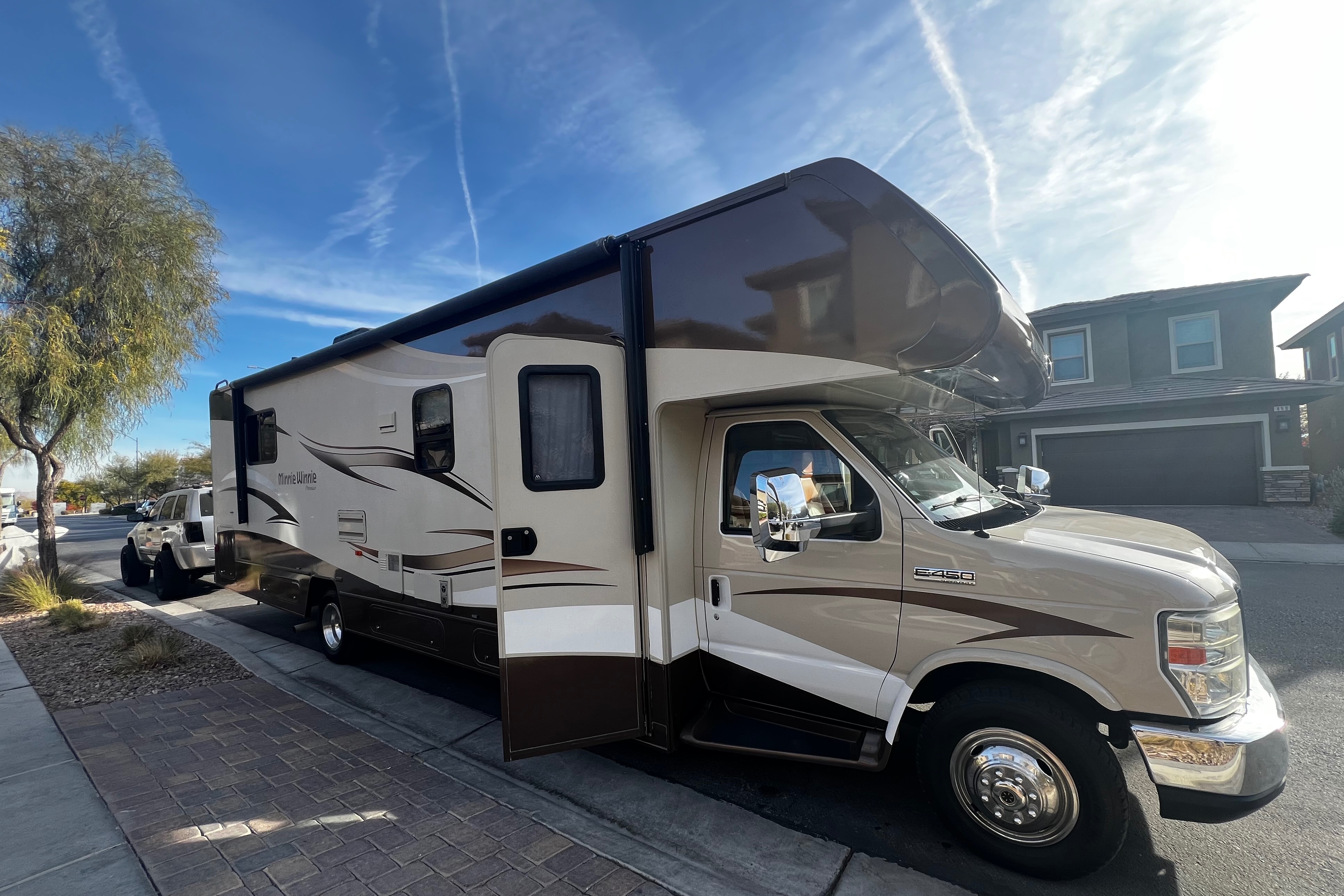 Winnebago Minnie Winnie Premier