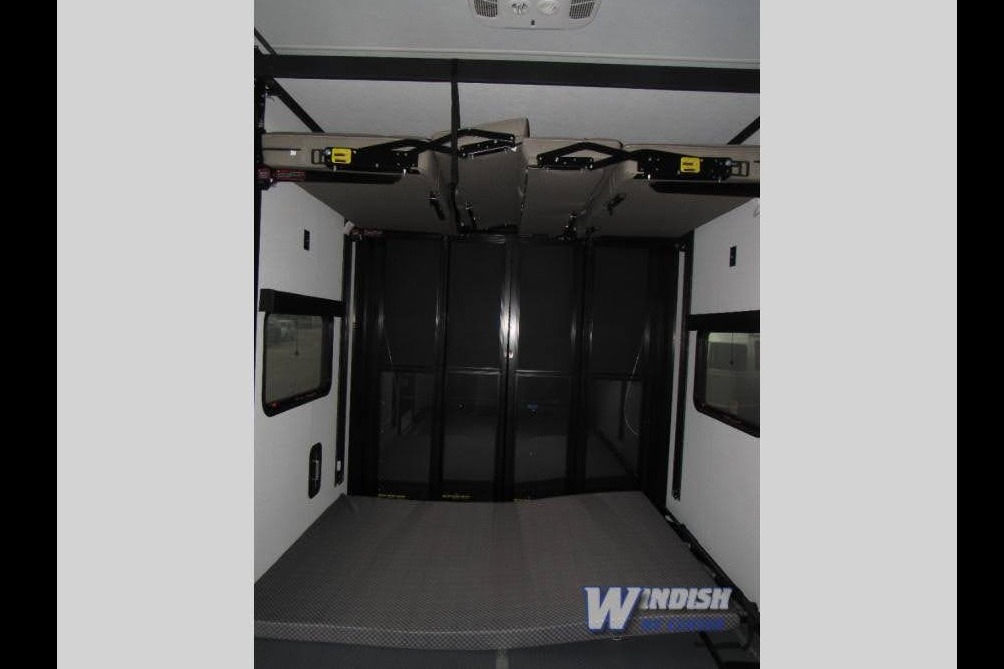 DELIVERY DISCOUNTED Motorcycle-golf Alliance RV 44V14 TOY Hauler