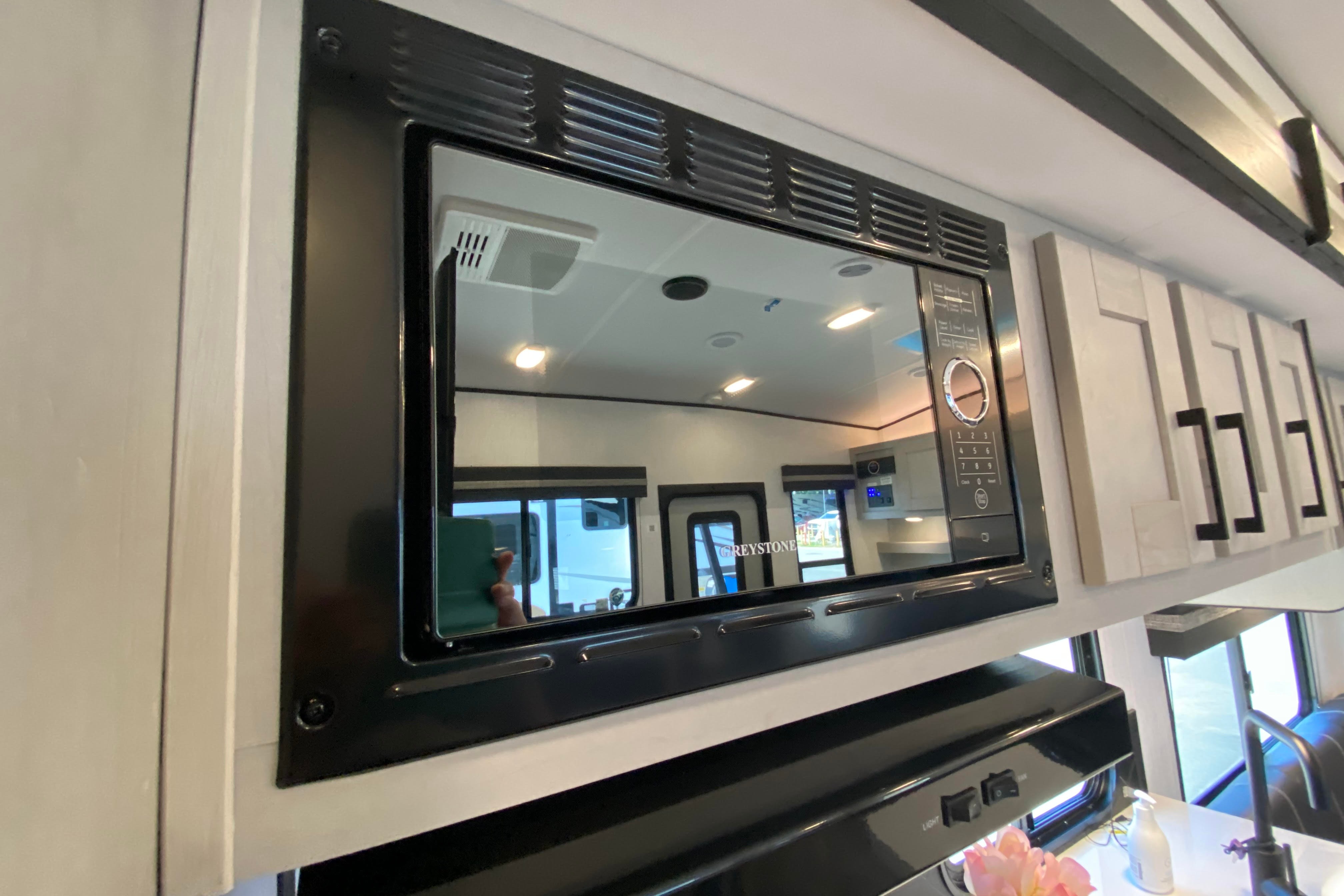 Heartland T333 Travel Trailer / Toy Hauler