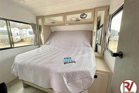 Lidia’s Wildwood Trailer with Views!!